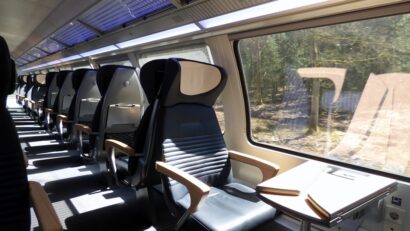 Colet exotic uitat în tren