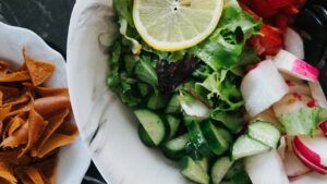 Secretul tinereții ascuns în dieta mediteraneană