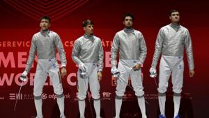 Juniorii români, clasare între primele 10 echipe ale lumii la sabie!