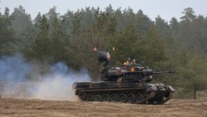 Investiții europene în industria militară românească