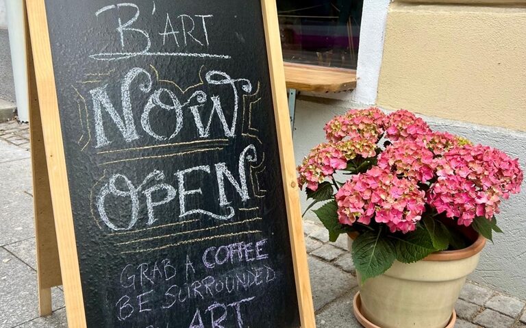 Un nou spațiu cultural la Cluj: Galeria B.ART