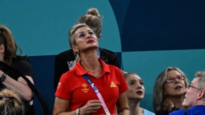 Antrenoarea Camelia Voinea a fost suspendată de Federația Română de Gimnastică