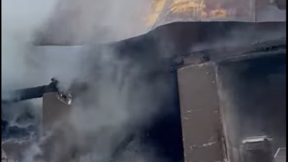 Femeie rănită grav într-un incendiu
