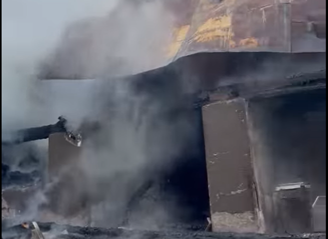 Femeie rănită grav într-un incendiu