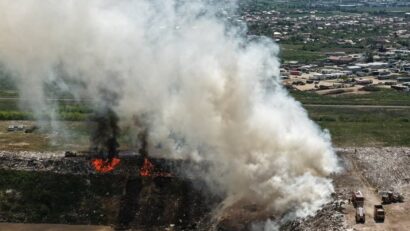 Al doilea incendiu la groapa de gunoi. Pericol pentru populație!