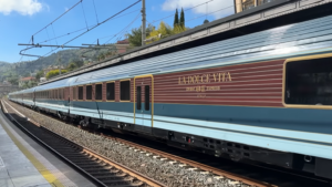 Dolce Vita Orient Express readuce farmecul călătoriilor de altădată