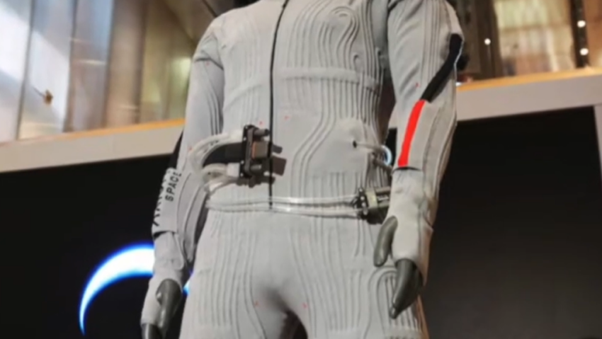 Costume de lux pentru viitorii exploratori ai Lunii