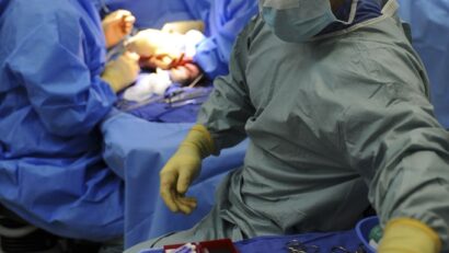 Zeci de copii cu malformații cardiace au nevoie de operații