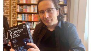 Scriitorul Marian Coman: „Dacă n-am avea poveștile probabil ne-am rătăci cu totul”