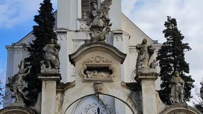 Cabinetul de curiozități clujene: Monumentele dedicate ciumei