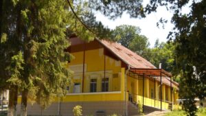 12 persoane vulnerabile aflate în grija Asociației „Bunul Samaritean” au fost relocate în Bistrița-Năsăud