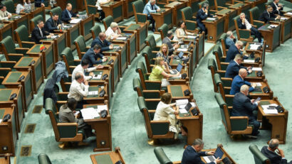 Legea integrității, adoptată de Senat