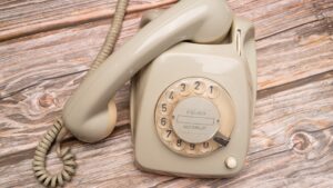 Țara care renunță la telefonia fixă după aproape 150 de ani