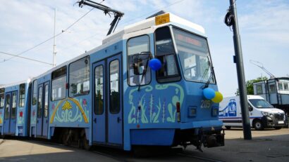 Cum au reușit mai mulți elevi să transforme un tramvai obișnuit într-o adevărată atracție | FOTO