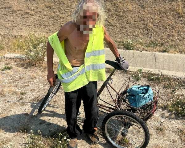 Cu tricicleta pe contrasens, pe autostrada A1!