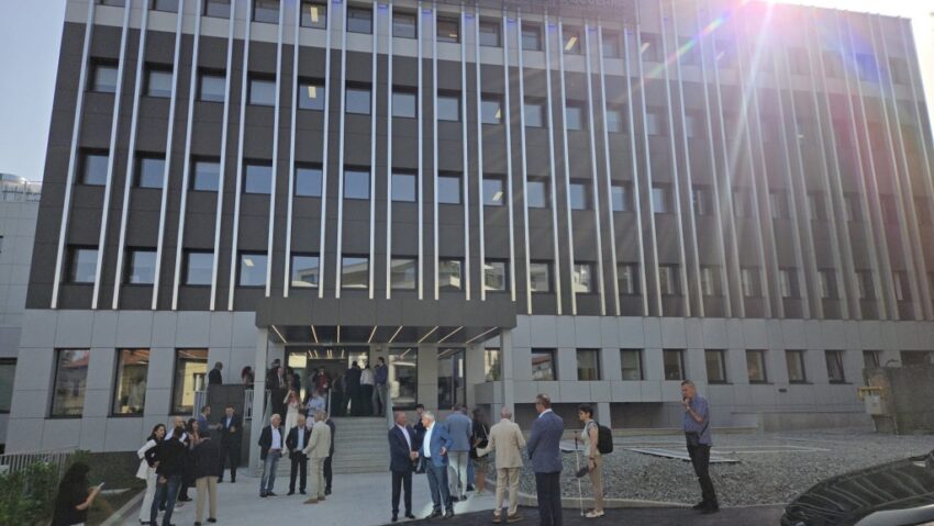Centru de neurochirurgie de 230 de milioane de lei, inaugurat astăzi la Cluj