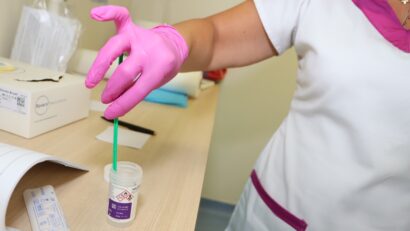 Teste HPV și ecografii de sân, gratuite, pentru festivalierele UNTOLD