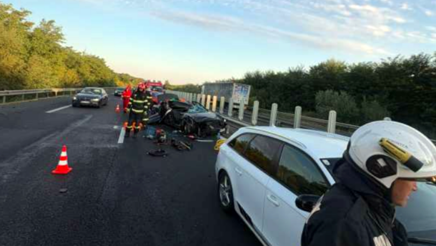 Accident teribil pe autostrada A1: patru răniți, printre care și doi copii