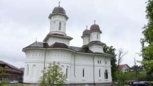Mii de pelerini sunt așteptați la Mănăstirea Dobric