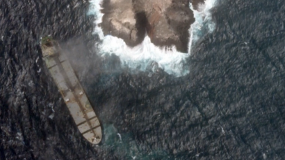 Alertă ecologică în Oman! Petrolul amenință coasta!