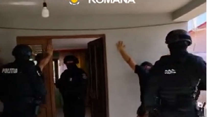 Ambulanță atacată în plină misiune. Un salvator și-a pierdut aproape complet vederea