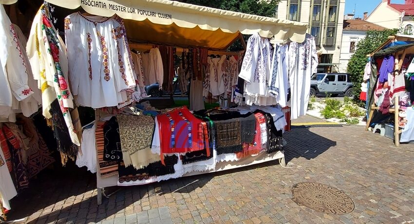 Mâini care păstrează tradiția