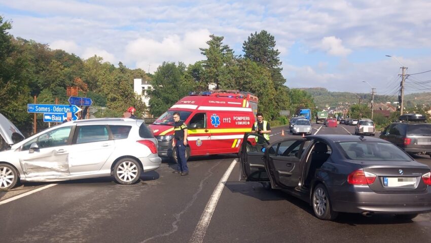 Două femei, rănite într-un accident