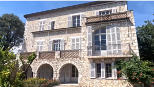 Jaf la Muzeul Renoir. Patru opere, furate