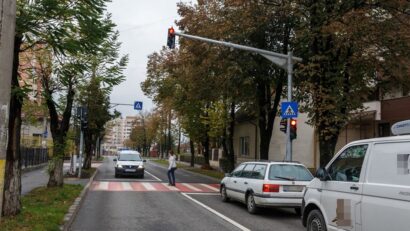 Semafoare noi la 15 treceri de pietoni