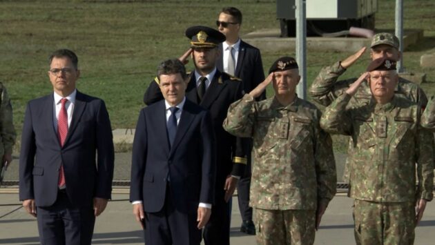 Preşedintele Nicuşor Dan a sărbătorit Ziua Armatei la Baza Aeriană 86 Borcea