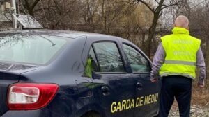 Sancțiuni de peste 50.000 de lei aplicate de Garda de Mediu pentru depozitări ilegale de deșeuri