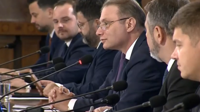 Guvernul promite că nu mărește taxele și impozitele