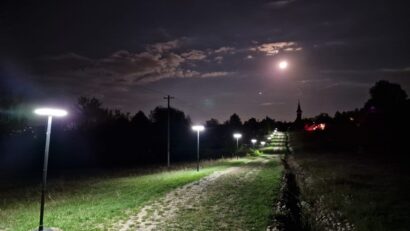 Sistem modern de iluminat fotovoltaic pentru Parcul Etnografic „Romulus Vuia”