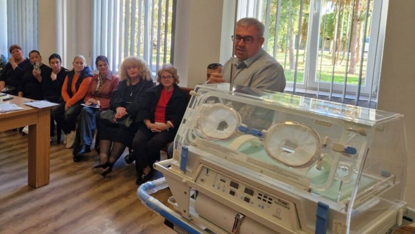 Incubator pentru transportul prematurilor, la Ambulanța Sighet