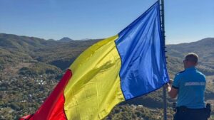 Drapelul României, pe Pietrele Șoimului